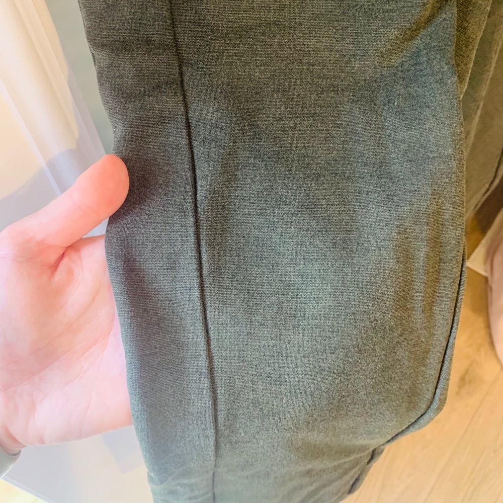 LOFT Olive Leggings